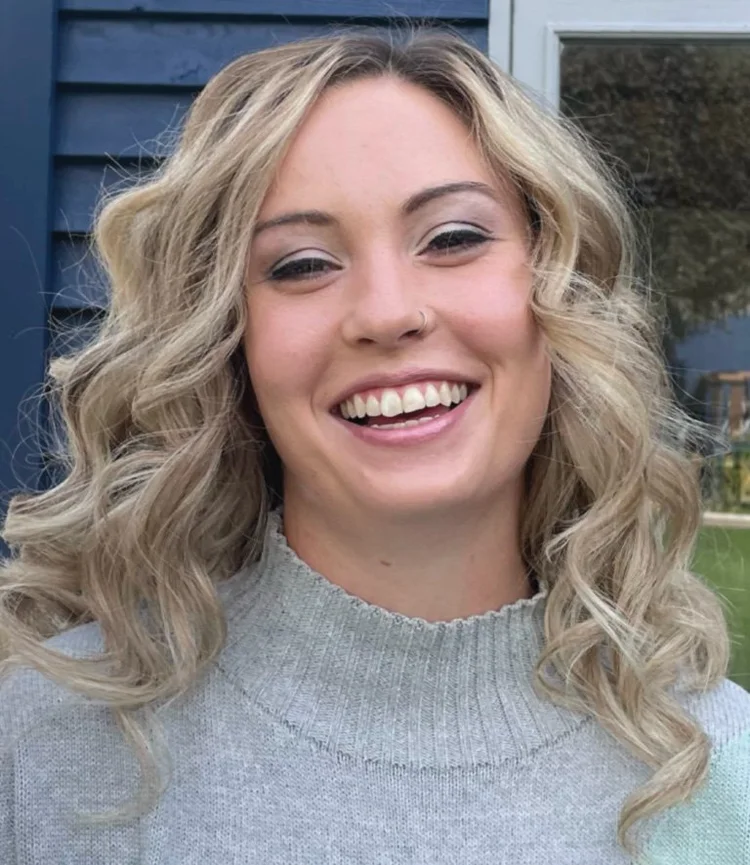 Soft curled blonde hairstyle